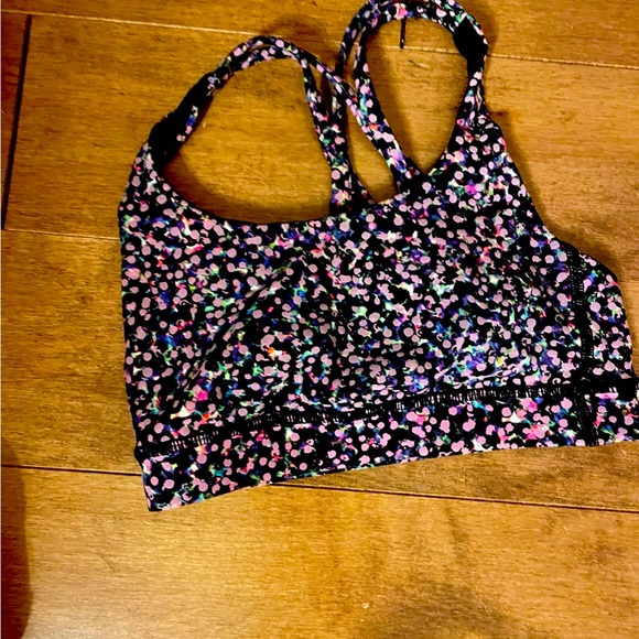 Purple lululemon size 4 bra! - Picture 2 of 2